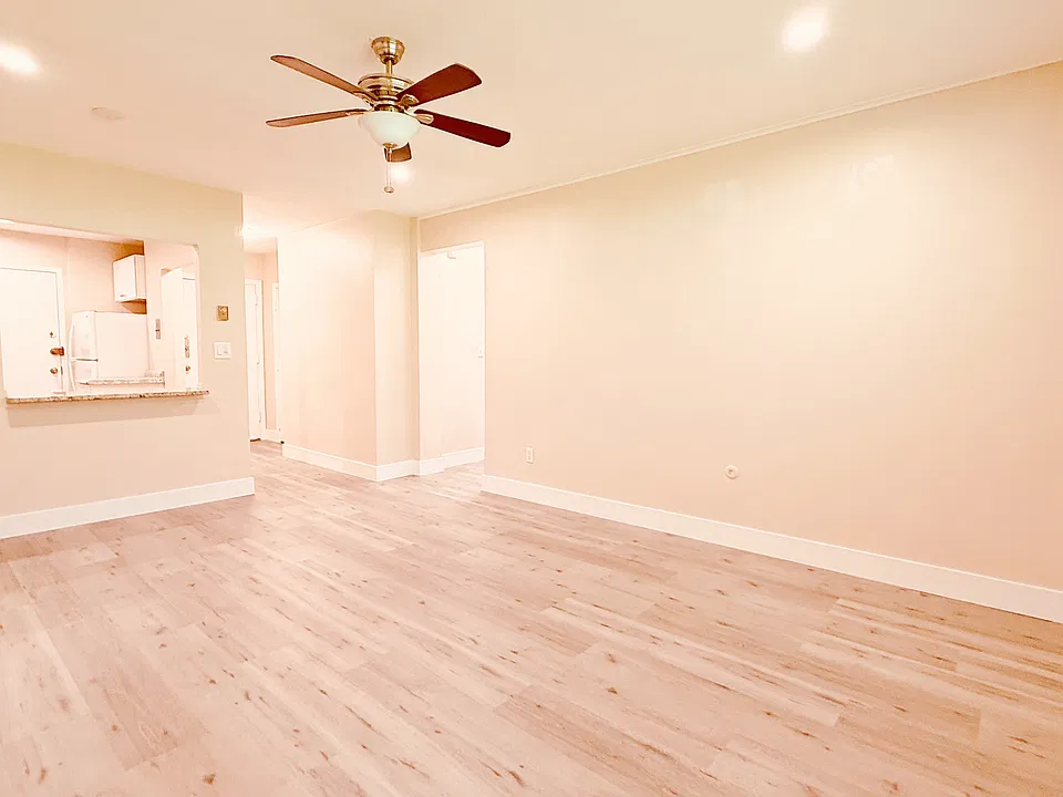 18 Pond St #2