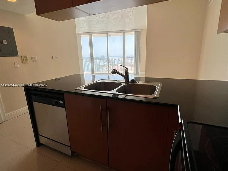 1750 N Bayshore Dr #4502 — Photo 8