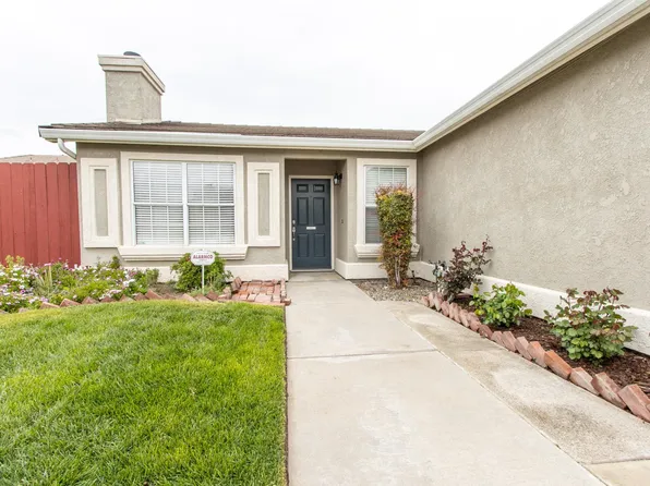 19526 Dover Dr, Hilmar, CA 95324
