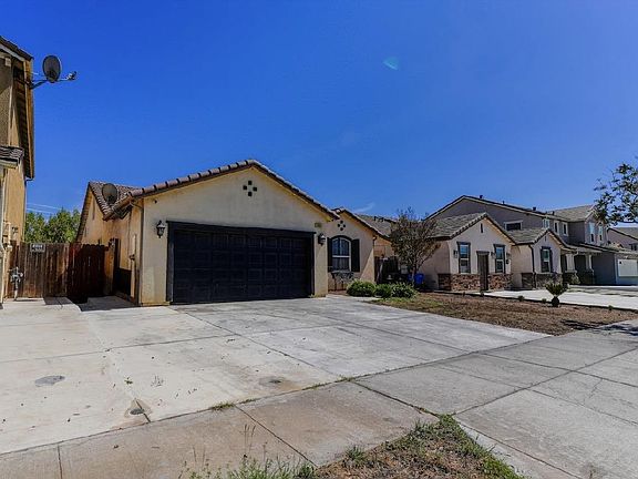 3rd image of 646 Luna Way