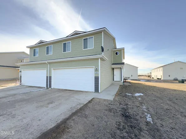 330 Adeline Dr, Stanley, ND 58784