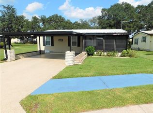 5532 Riviera Dr, Zephyrhills, FL 33541