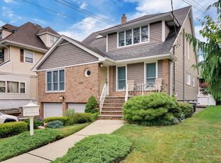 1053 Abbott Blvd FLOOR 2, Fort Lee, NJ 07024