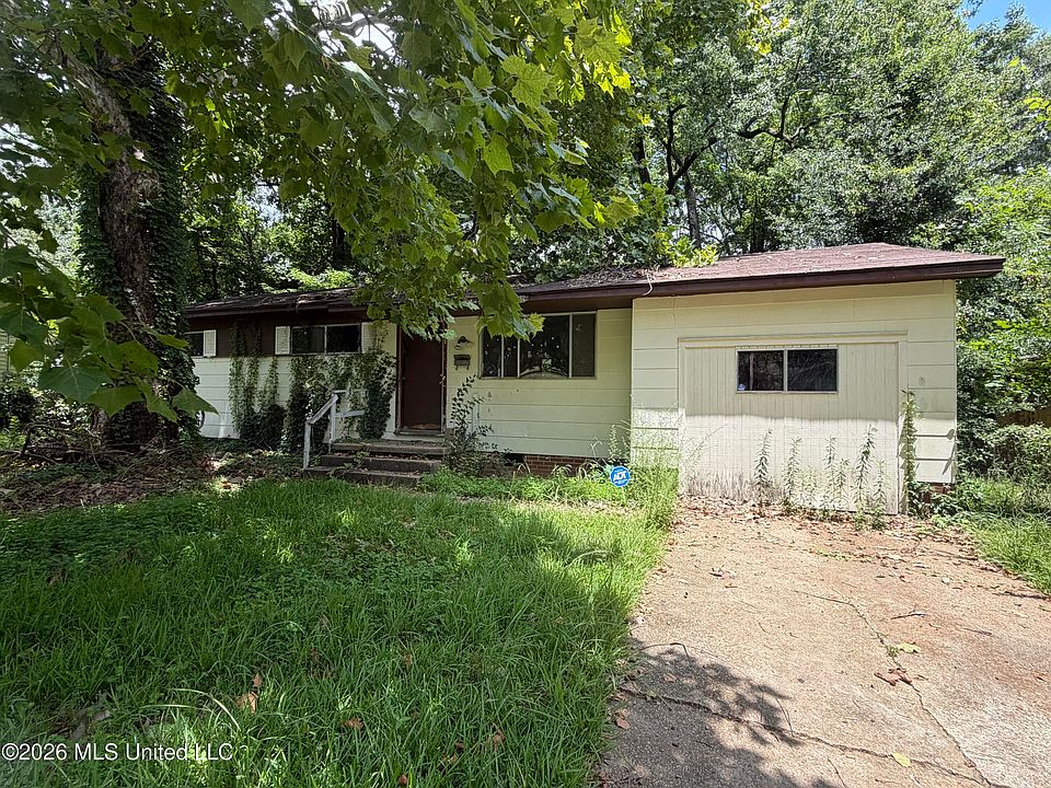 1st image of 1466 Dianne Dr