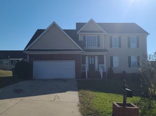 3939 Gaithersburg Ln, Hope Mills, NC 28348
