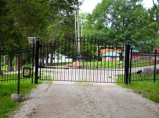 3304 Raby Rd, Farmington, MO 63640