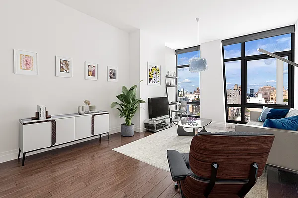 Sold by SERHANT. | media 4