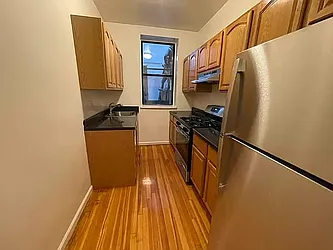 Rented by Metropolis International Realty Inc.