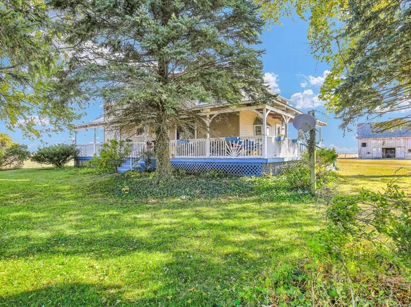 23 County Road 300 N, Ivesdale, IL 61851