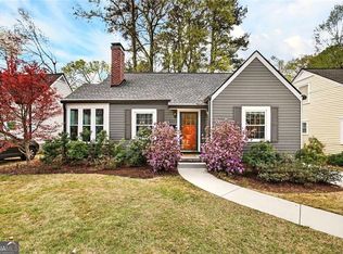 1310 Winburn Dr, East Point, GA