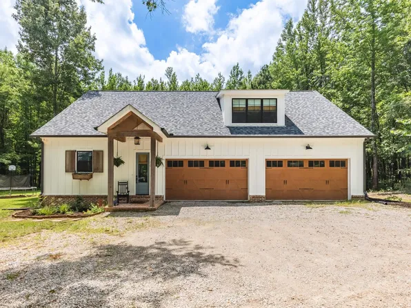 11275 E Holmes Rd, Collierville, TN 38017