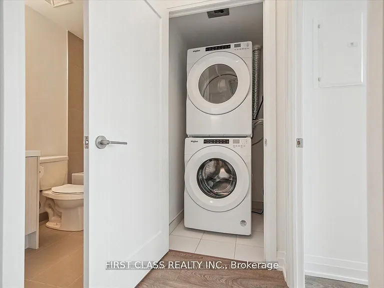 286 Main St #913 — Photo 15