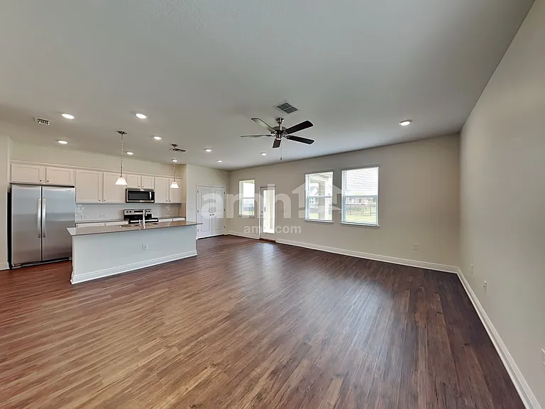 14613 Cedar Mill Dr — Photo 7