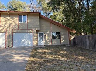 842 Bennett Ave, Colorado Springs, CO 80909