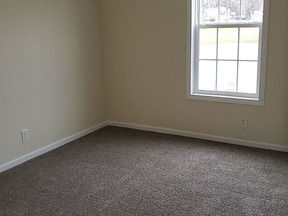 5th image of 3552 W Royal Dr