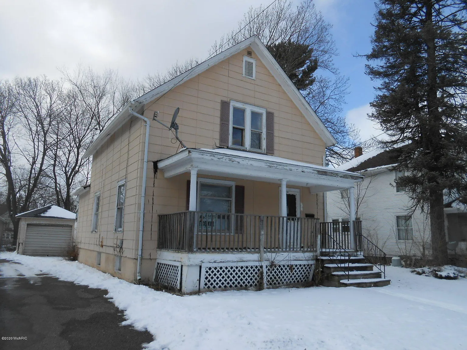 17 Woodward Ave photo 1