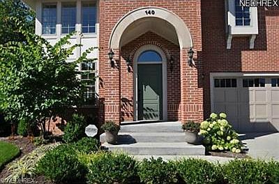 2nd image of 140 Ashbourne Dr #3