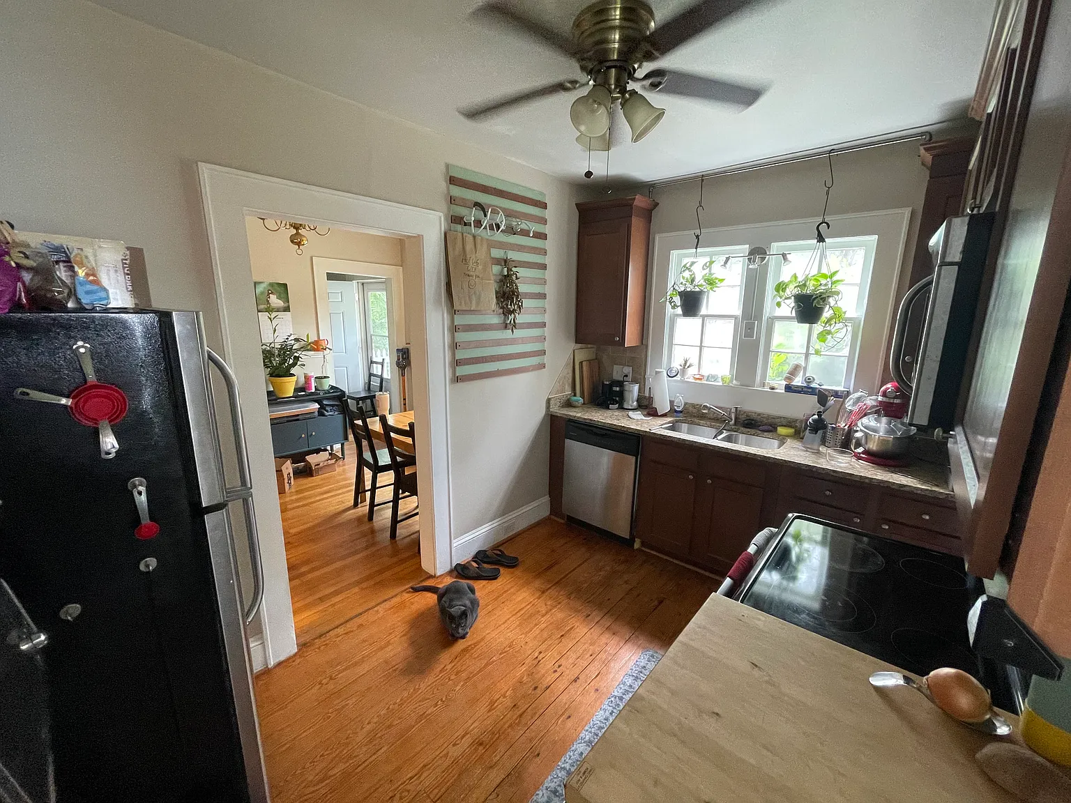 2 bed, 1200 sqft, $1,550 — Photo 4