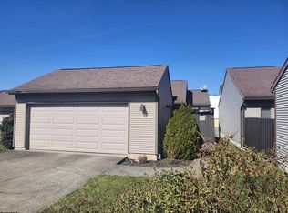 16 Oak Ct, Morgantown, WV 26505