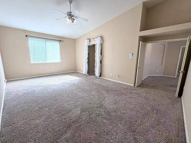 9370 Willow Pond Cir — Photo 16