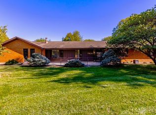 7820 Raintree Rd, Dayton, OH 45459