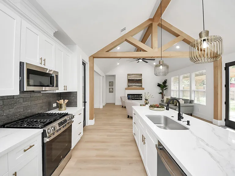 23851 Creekwood Dr — Photo 14