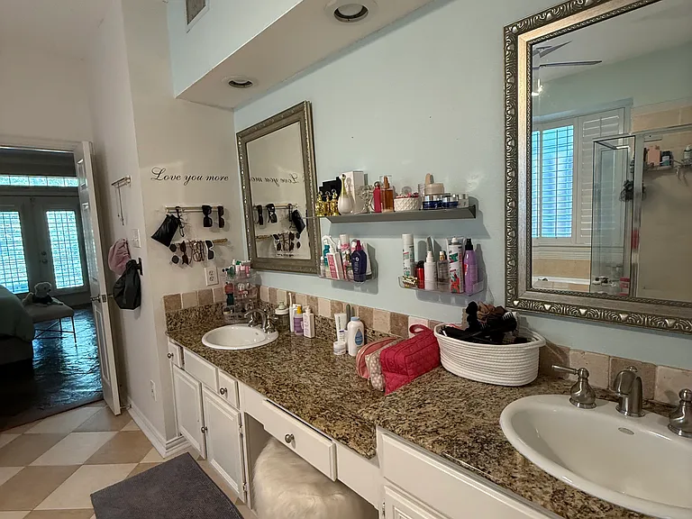 2651 Hidden Ridge Dr — Photo 9
