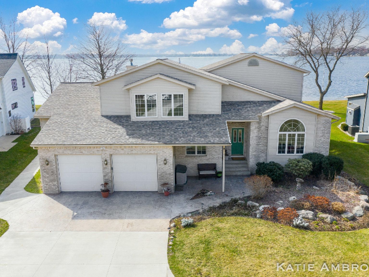 12551 Westwood Ln, Wayland, MI 49348 Zillow