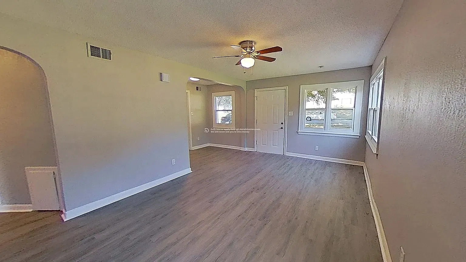 3 bed, 1.0 bath, 1092 sqft, $1,350 — Photo 4