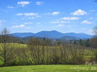 215 Lane Rd, Flat Rock, NC 28731