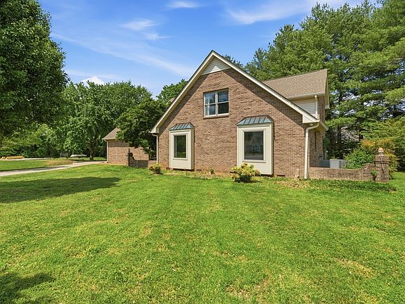 2nd image of 252 Newcastle Dr