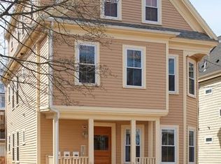 108 Albion St #1F, Somerville, MA 02144