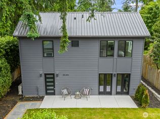 3539 NE 88th St #B, Seattle, WA 98115