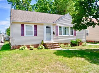 375 Clarmont Rd, Willowick, OH 44095