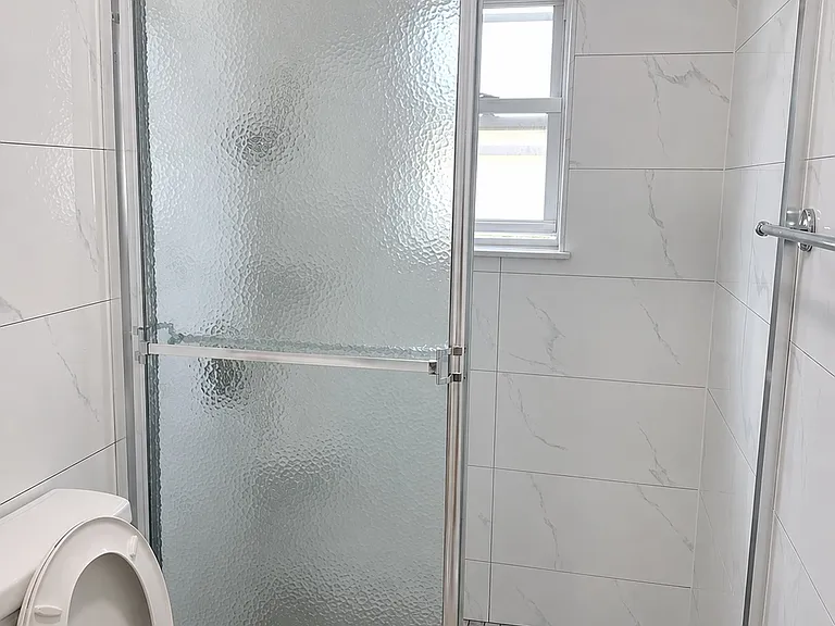 Modern Shower
