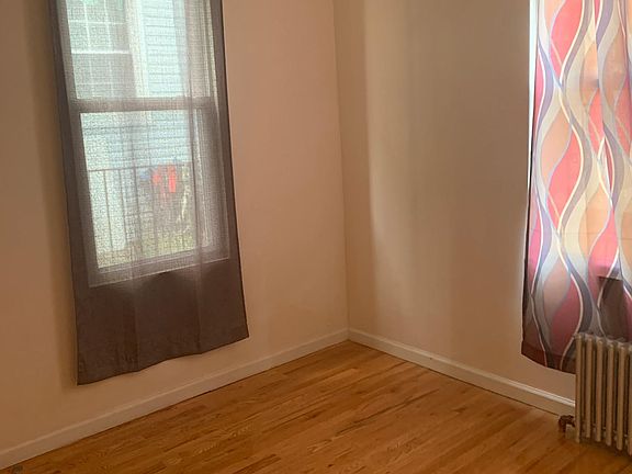 2nd image of 14 121st St