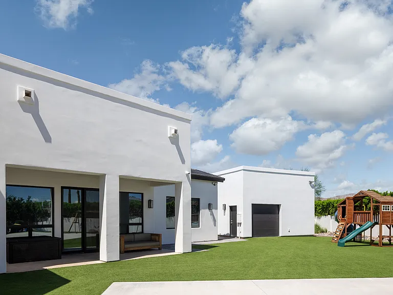 6732 E San Juan Ave — Photo 24