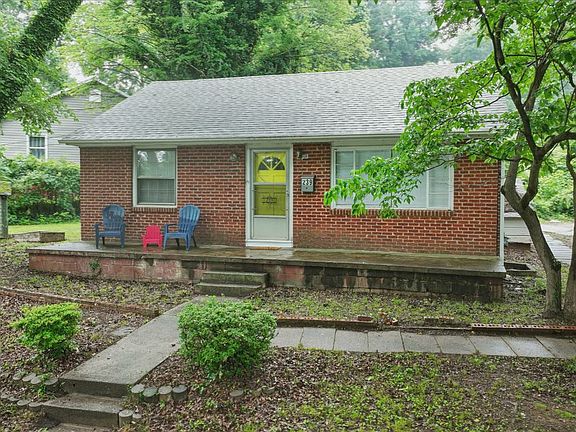 2nd image of 239 W Lemly St