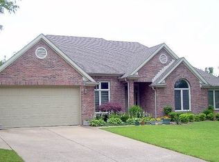 5924 S Marion Pl, Tulsa, OK 74135