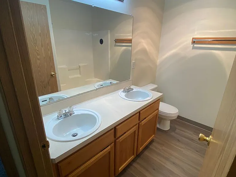 855-875 Concord St NE #4080 — Photo 22