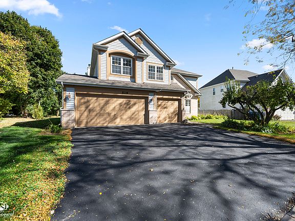 2nd image of 539 Capital Ln