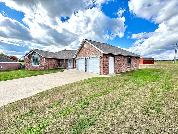2nd image of 2206 Cherry Blossom Cir