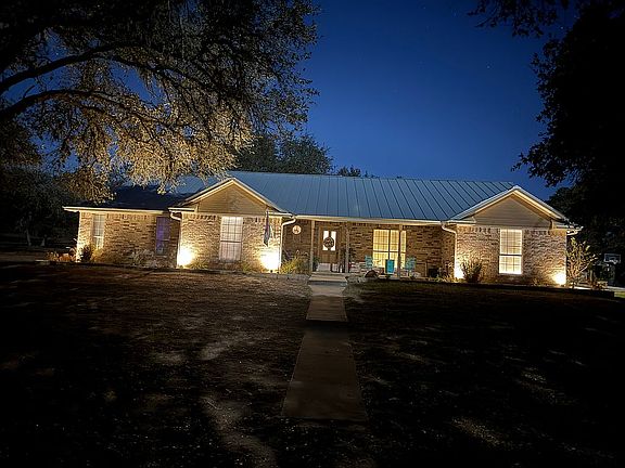 2nd image of 3182 Live Oak Rd