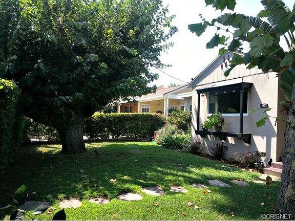 3rd image of 13903 Sylvan St