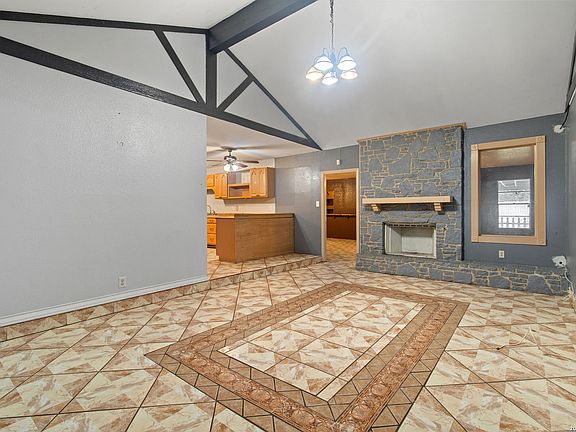 5th image of 3703 PIPERS FIELD ST