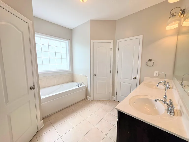 3516 Heartpine Dr — Photo 15
