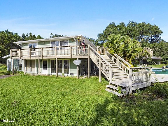 4th image of 10118 Choctaw Dr