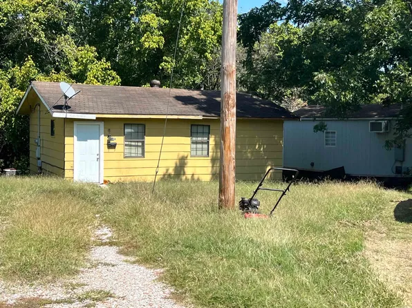 950A Elm St, Batesville, AR 72501