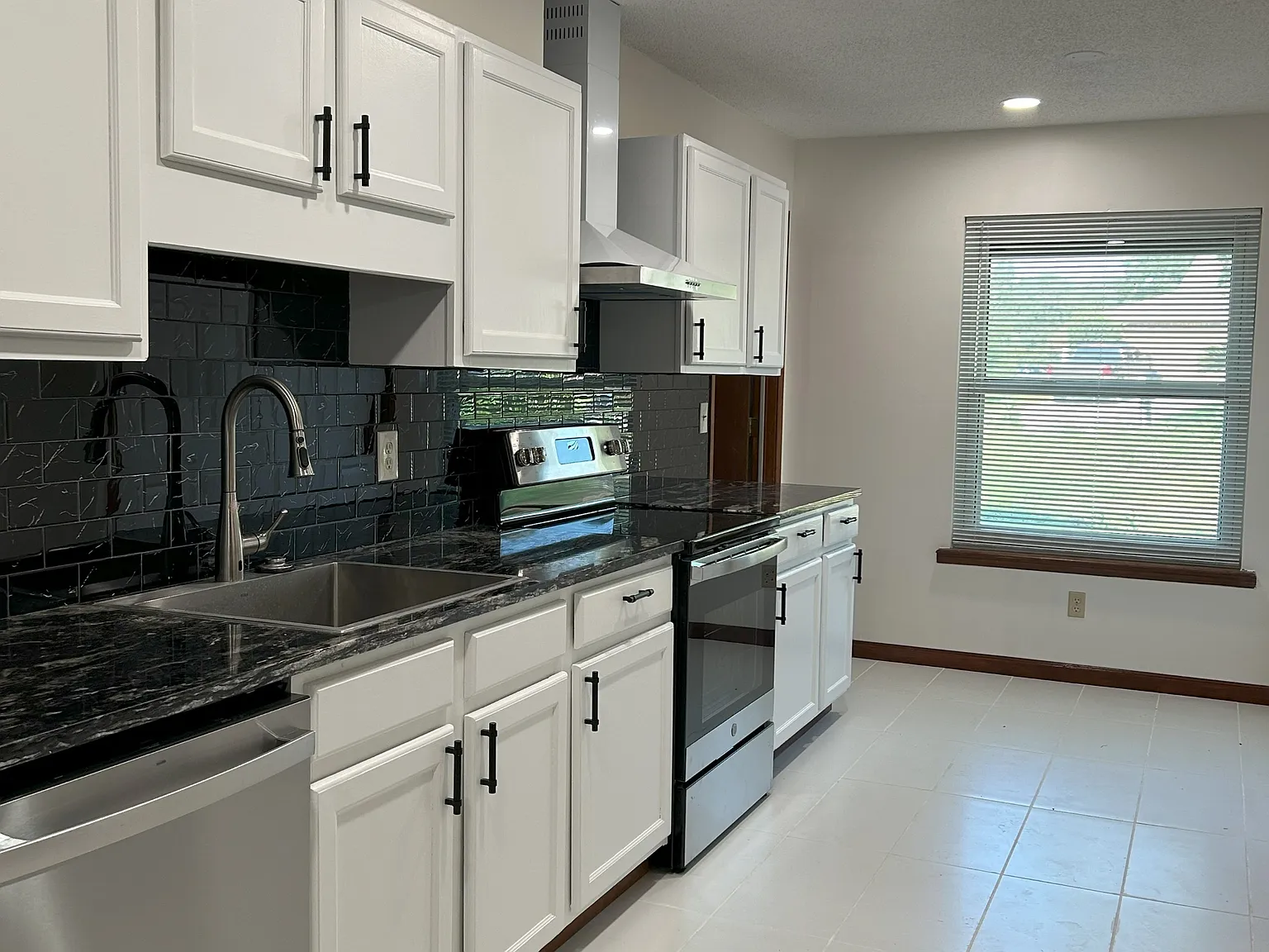12421 Bears Den Court - 1 — Photo 1