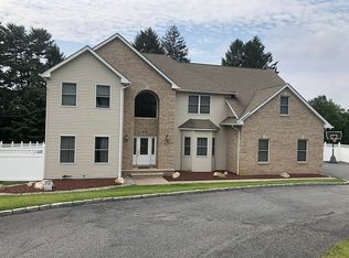 613 Alps Rd, Wayne, NJ 07470